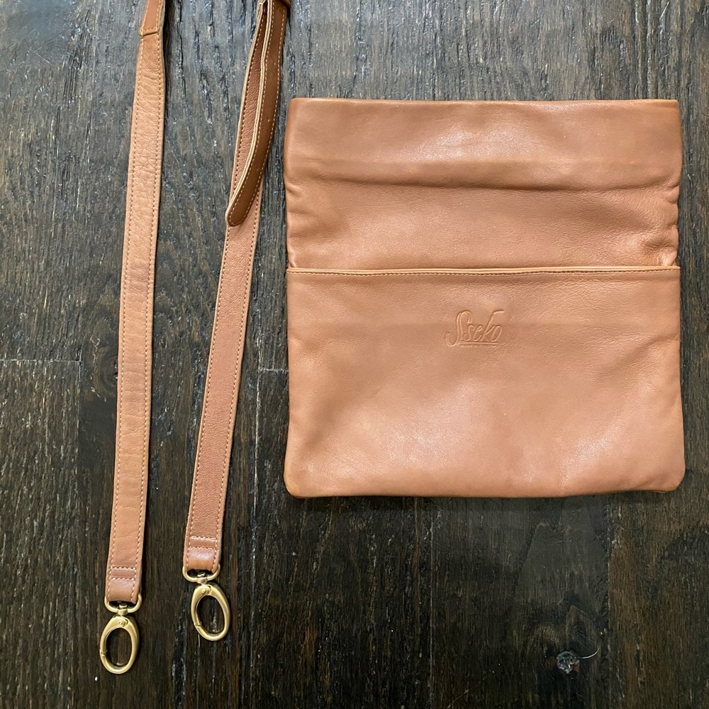 Sseko Foldover Crossbody Clutch in Caramel